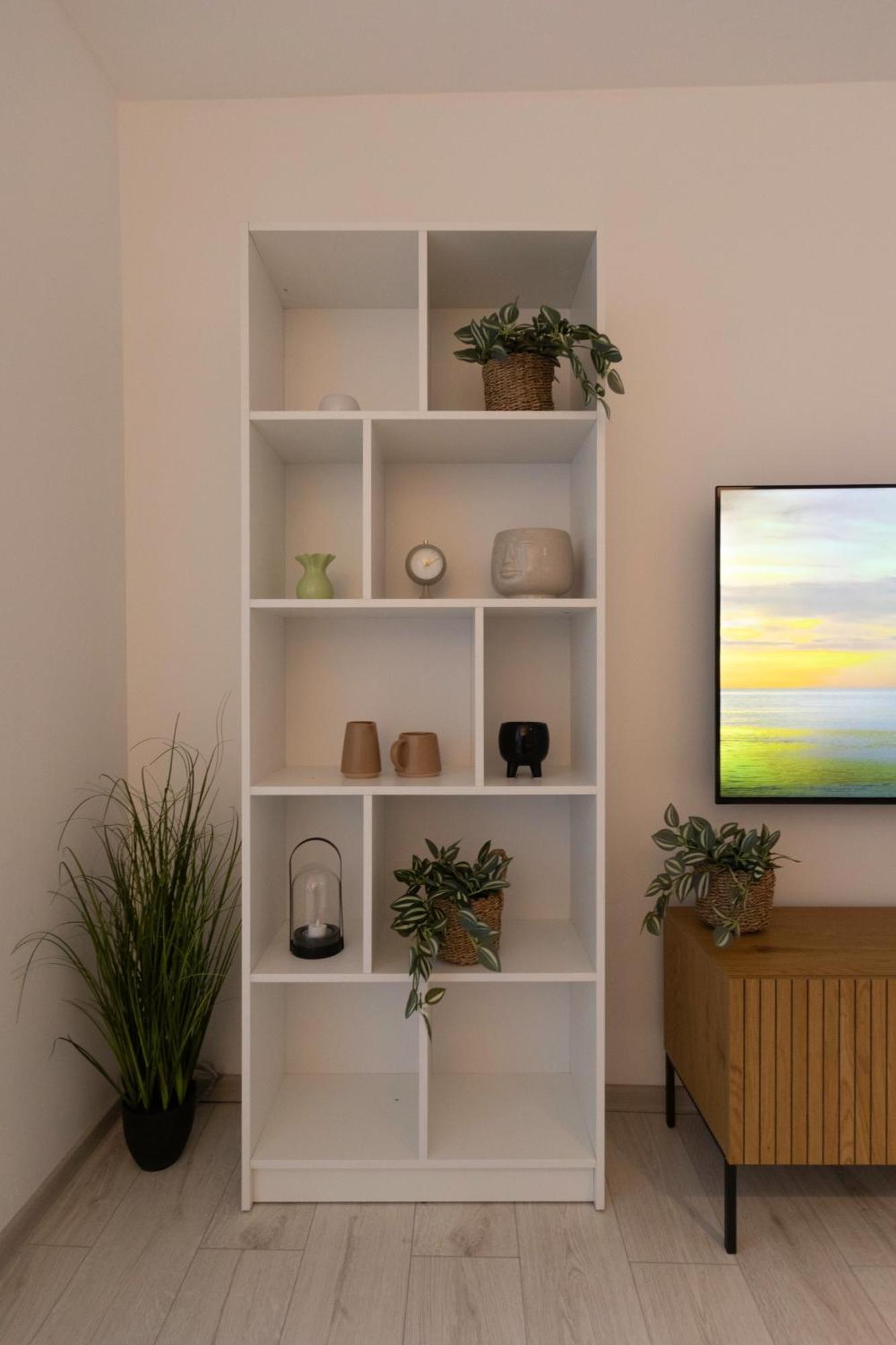 Aquarium Apartment Бузеу Екстер'єр фото