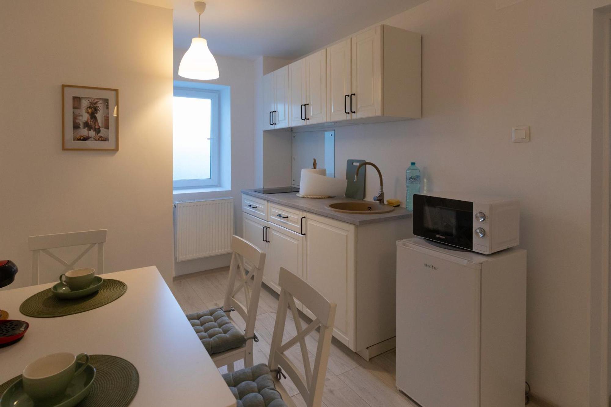 Aquarium Apartment Бузеу Екстер'єр фото